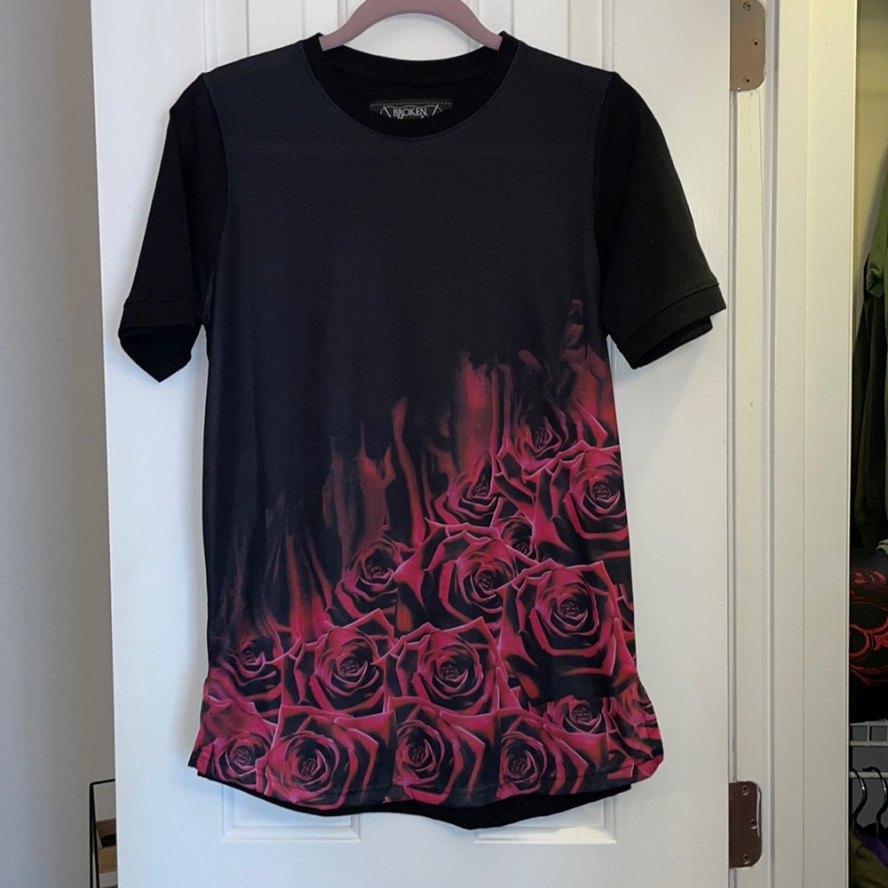 Rose T-shirt